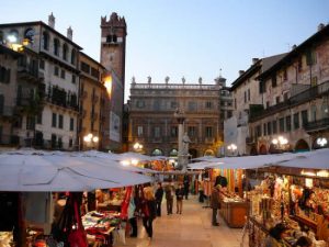 VERONA PIAZZA ERBE