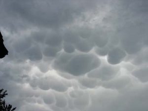 mammatus-clouds