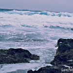Puglia, forti raffiche di scirocco: le FOTO della mareggiata a Torre Lapillo
