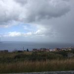 Freddo e maltempo al Sud, forte vento e tempesta di maestrale nello Stretto [FOTO]