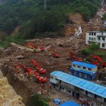 Frana in Cina: il bilancio provvisorio è di 8 morti e 33 dispersi [FOTO]