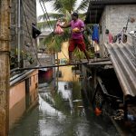 Alluvioni in Sri Lanka: 71 vittime, arrivano i primi aiuti [FOTO]