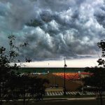 Maltempo, violenti temporali al Nord: nuvole spaventose sul litorale romagnolo [GALLERY]