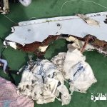 Tragedia EgyptAir: le prime FOTO e il VIDEO dei rottami