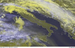 tempesta di sabbia sud italia 10 maggio 2016 (1)