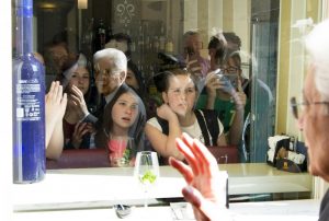Sergio Mattarella durante la visita alla città di Venzone