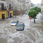 Maltempo, Sicilia colpita e affondata: temporali mostruosi, grandine shock a Riesi [GALLERY]