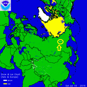 La freccia gialla indica l'area recentemente innevata nel cuore della Repubblica di Jacuzia (credit NOAA)