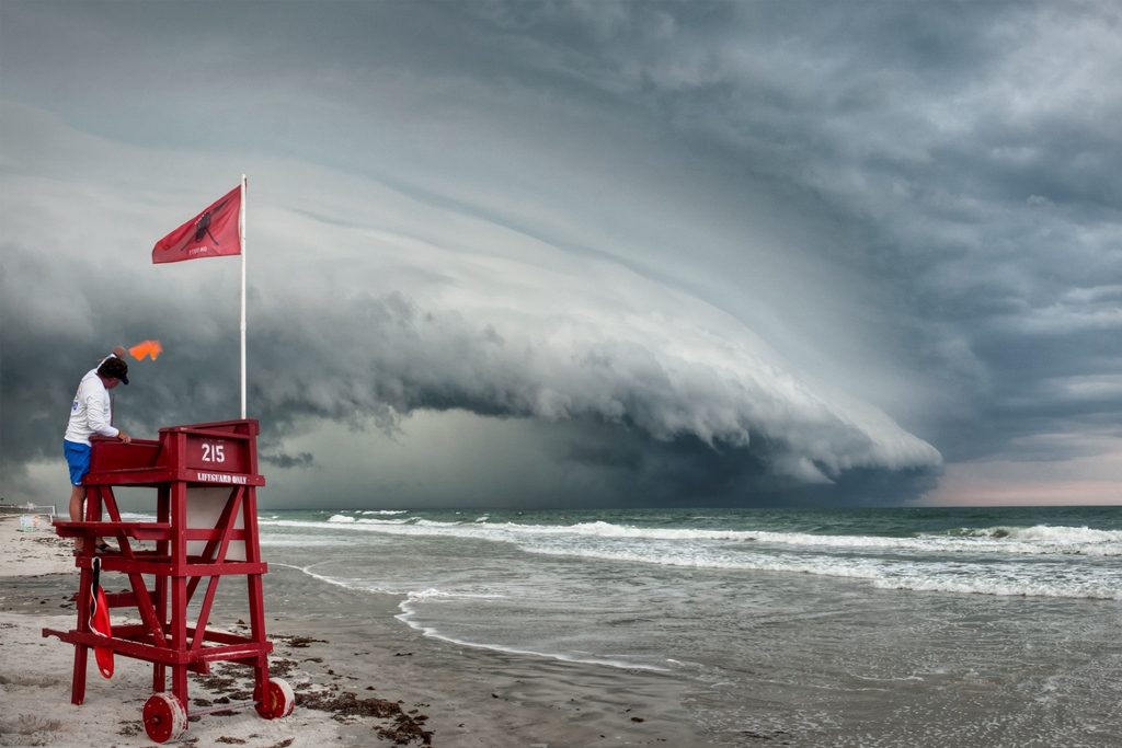 shelf cloud alert storm
