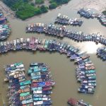 Cina: livello massimo di allerta per il tifone Nida [GALLERY]