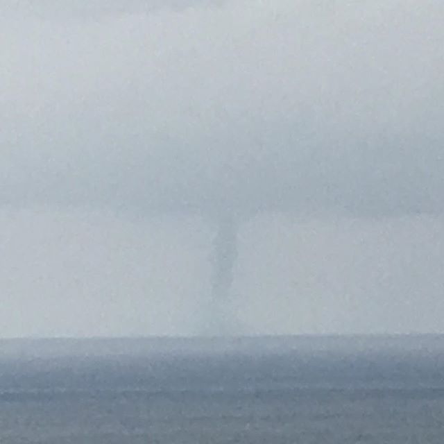 tromba marina ischia maltempo tornado capri napoli