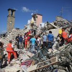 Terremoto: si continua a scavare ad Amatrice, Pescara del Tronto “spettrale” [FOTO e VIDEO]