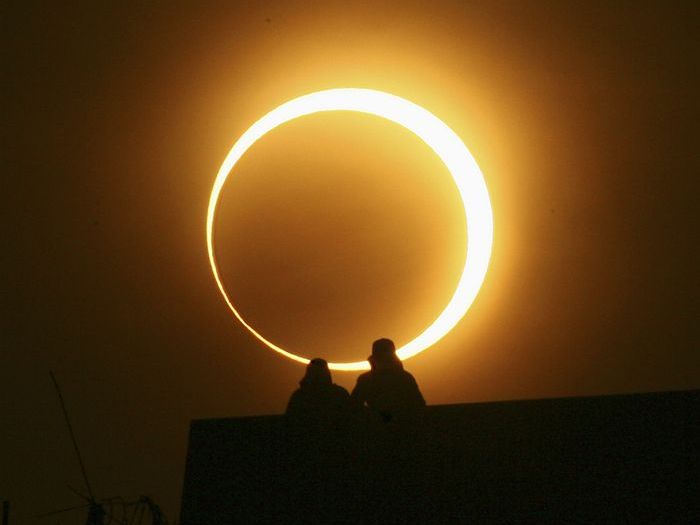 eclissi solare anulare ibrida
