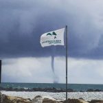 Maltempo, il ciclone si abbatte sulla Toscana: pazzesco tornado a Marina di Pisa [FOTO e VIDEO]