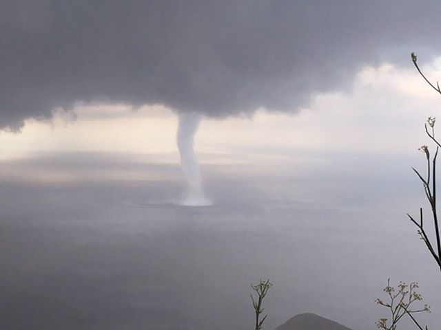 tromba marina ischia maltempo tornado capri napoli