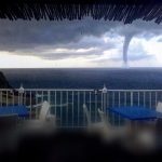 Allerta Meteo, forte maltempo verso Sud: enorme tornado a Ischia, massima attenzione [FOTO LIVE]