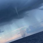 Maltempo in Sicilia, forte temporale e tornado alle isole Eolie. Nubifragi nel messinese tirrenico [FOTO LIVE]