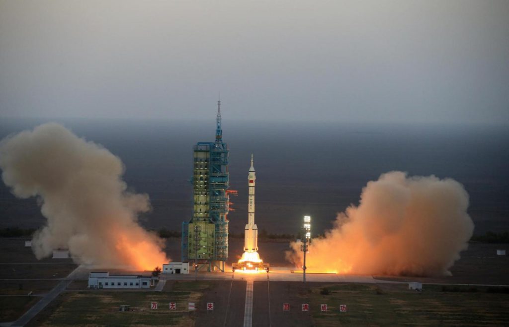 Jiuquan, al via la missione più lunga del programma spaziale cinese