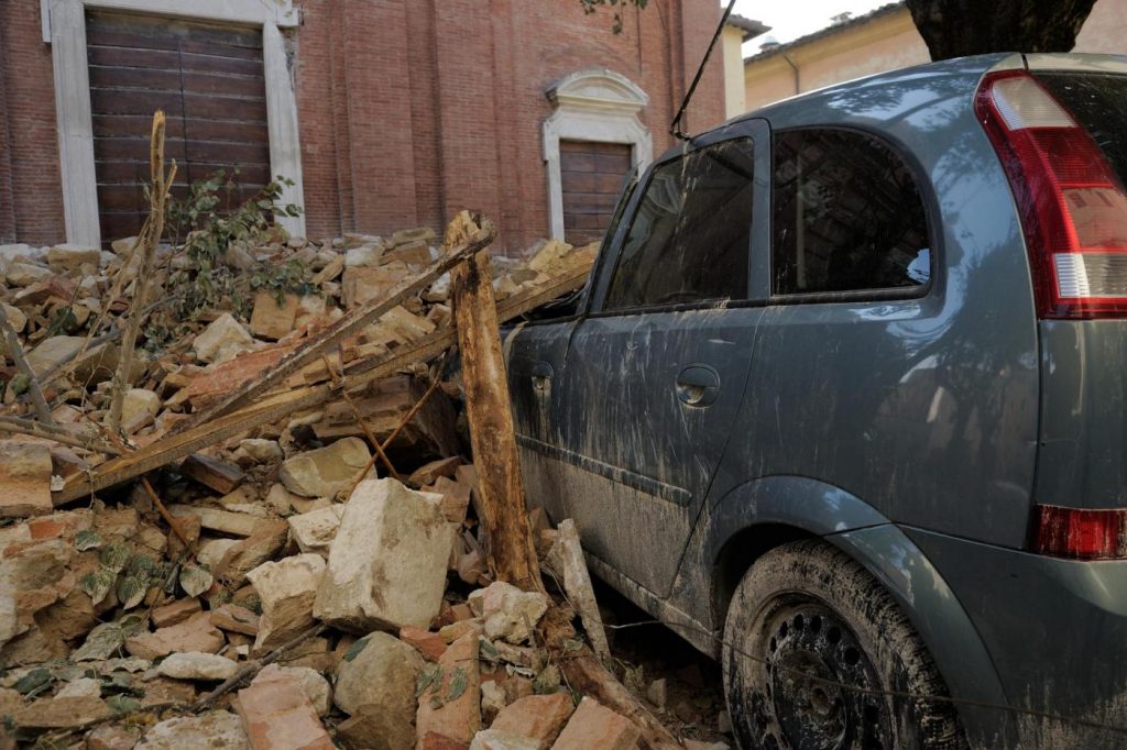 La città di Camerino devastata dal sisma