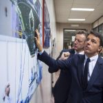 Spazio: Renzi visita la sede di Thales Alenia Space, “entusiasta del ruolo dell’Italia” [GALLERY]