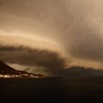 Maltempo, la squall-line nel basso Tirreno come l’uragano Matthew in Florida: ecco le incredibili FOTO in diretta