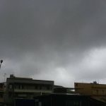 Caldo e maltempo, il ciclone Africano risale l’Italia carico di piogge provenienti dal Maghreb: nubifragi in Toscana e Sicilia [LIVE]