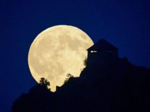 SUPERLUNA 2