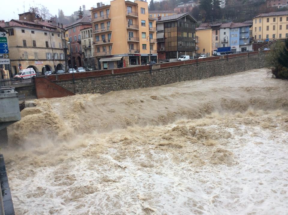alluvione piemonte tanaro ceva mondovì foto shock (4)