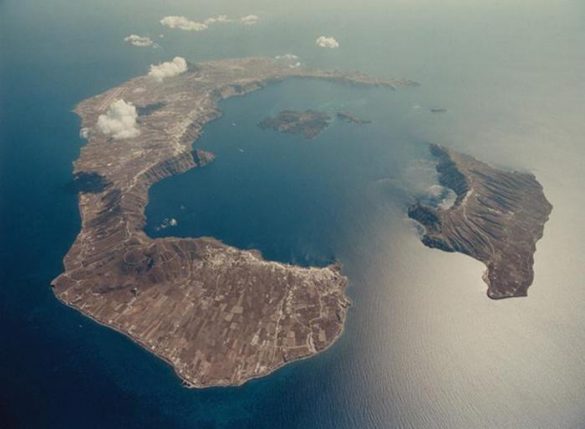 Grecia, Santorini: ecco cosa generò lo tsunami che sterminò la civiltà ...