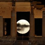 Superluna 2016: come mai è così grande nelle fotografie e non nella realtà? [GALLERY]