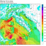 Allerta Meteo, il ciclone Afro/Mediterraneo sferza l’Italia: allarme alluvione al Sud, tempesta di scirocco e “bomba” di neve al Nord/Ovest [MAPPE]