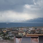 Lo Stretto di Messina e la neve, episodio storico per le joniche. Scenario incantevole da Reggio Calabria [GALLERY]