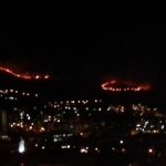 Incendio Genova, fiamme tra le case: evacuazioni in corso, a rischio anche la casa di cura di Nervi [FOTO LIVE]