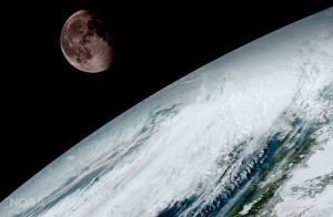 luna piccola terra