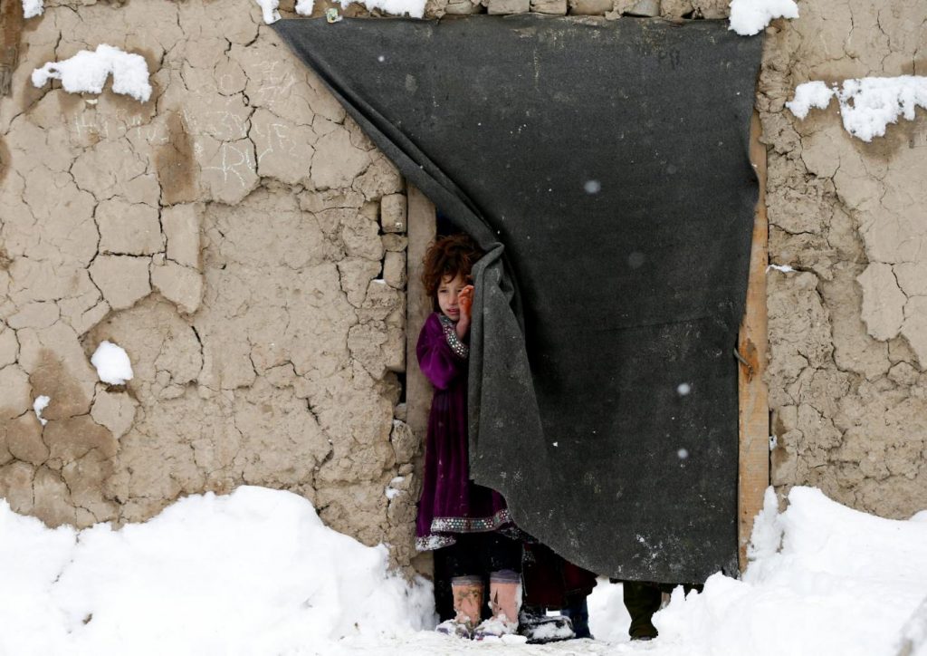 Afghanistan, la città di Kabul sotto la neve