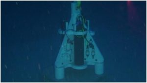 Foto 5. Immagine ROV dell’osservatorio multisciplinare posto a 146 m di profondità