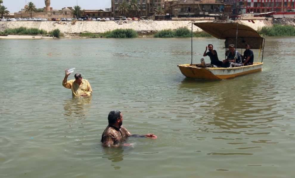 Ondata di caldo in Iran: chiusi gli uffici governativi a Teheran