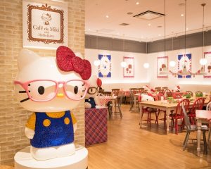 Café de Miki with Hello Kitty