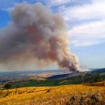 Incendi, caldo e siccità, l’emergenza continua: l’Italia brucia, situazione drammatica sull’Amiata [FOTO LIVE]