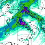 Allerta Meteo, la tempesta di fine Novembre è arrivata sull’Italia: super sciroccata al Centro/Sud, piogge alluvionali sulle Regioni tirreniche [LIVE]
