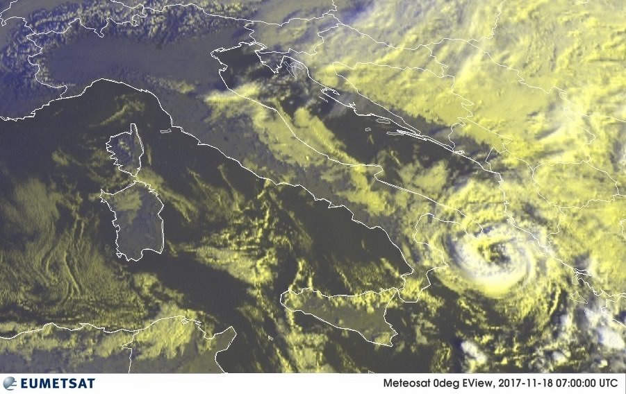 Uragano Mediterraneo Numa mar Ionio