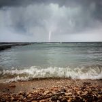 Maltempo, violentissimi temporali si abbattono sull’arcipelago di Malta: bombe d’acqua e tornado [FOTO LIVE]