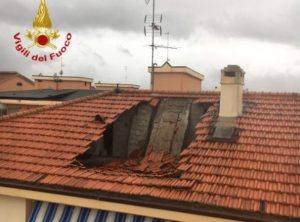 termoli crolla tetto