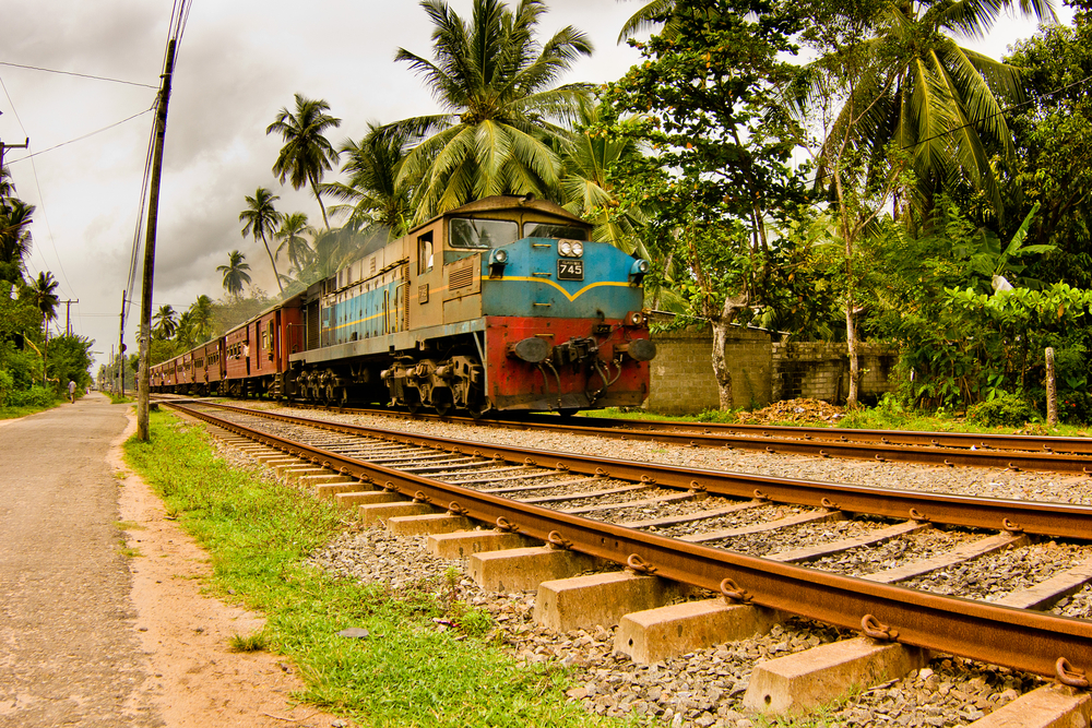 treno india