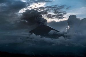 vulcano agung