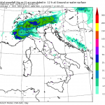 Allerta Meteo, scenario da incubo: arriva una grande tempesta, rischio alluvioni e metri di neve al Nord, libeccio e scirocco a 100km/h sull’Italia