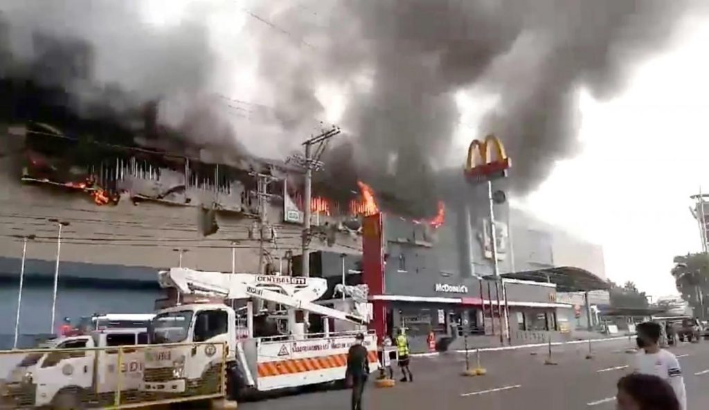 Incendio Centro commerciale Filippine