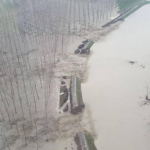 Alluvione in Emilia Romagna, altri mille evacuati. I fiumi Parma, Enza e Secchia superano i massimi storici, oltre 2.100 sfollati in fuga dalle inondazioni [LIVE]