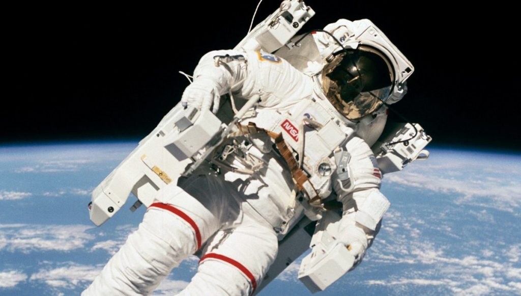 Bruce McCandless,