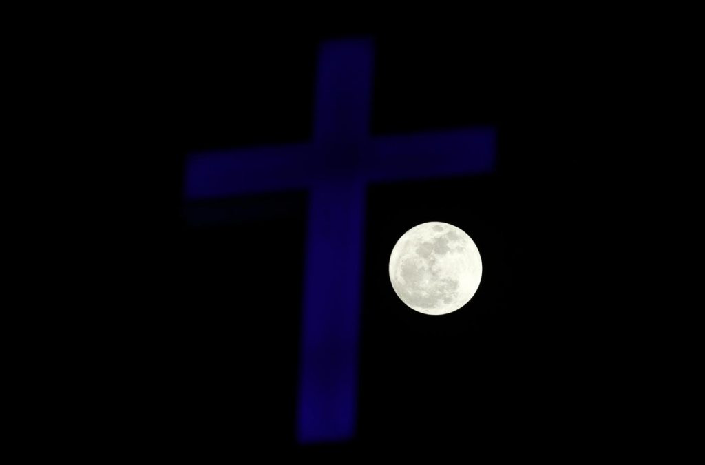 Superluna Luna Piena 3 dicembre 2017